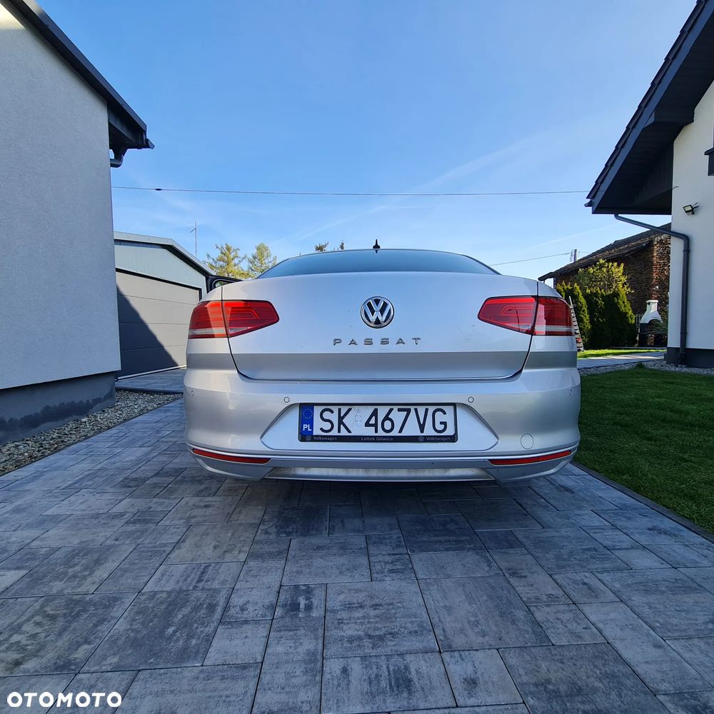 Volkswagen Passat 1.6 TDI BMT Trendline - 4