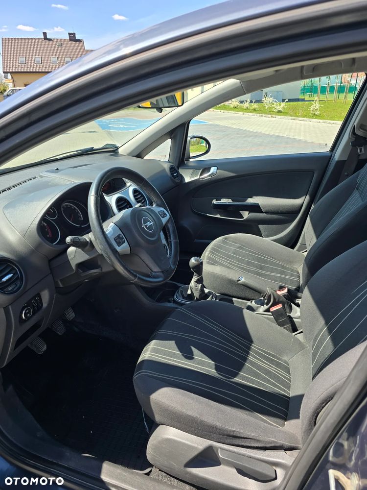 Opel Corsa - 9