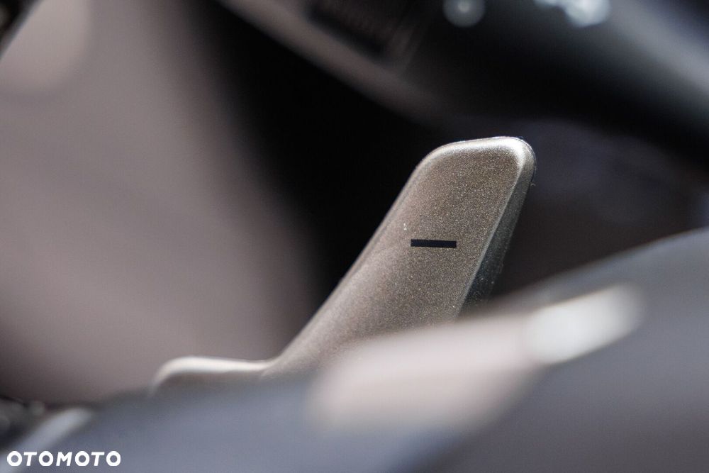 Lexus NX 300h Elegance 2WD - 34