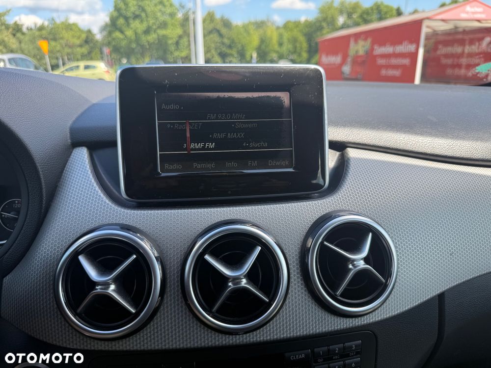 Mercedes-Benz Klasa B 180 CDI (BlueEFFICIENCY) 7G-DCT - 25