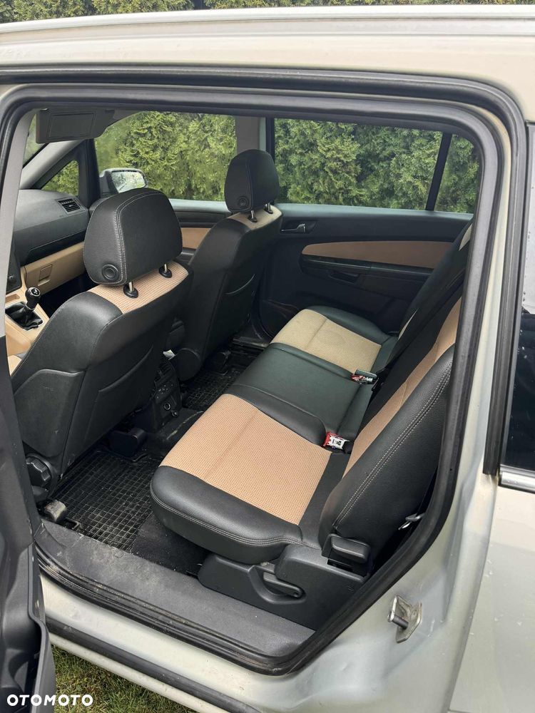 Opel Zafira 1.8 Design Edition - 6