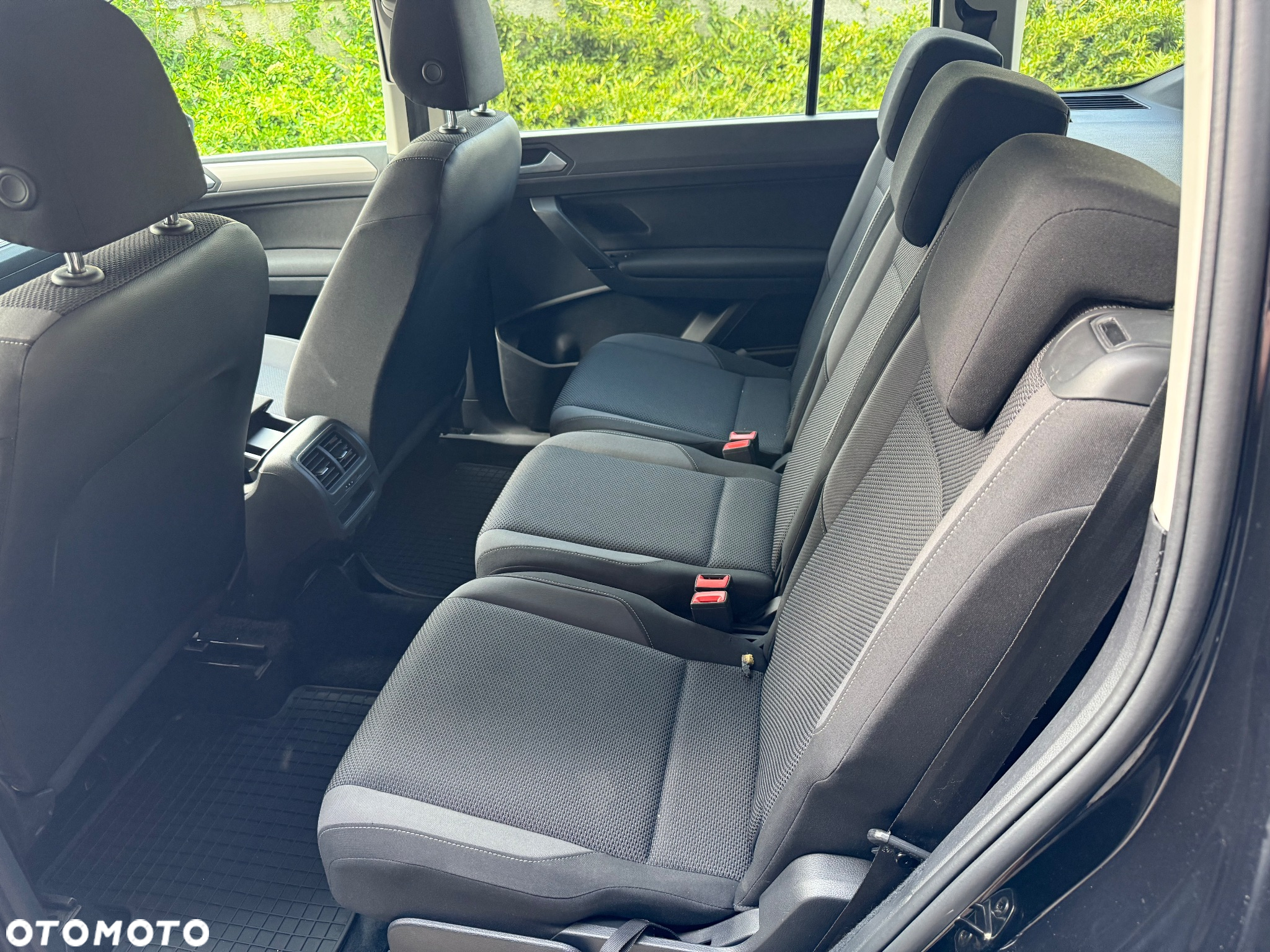 Volkswagen Touran 1.2 TSI (BlueMotion Technology) Trendline - 6