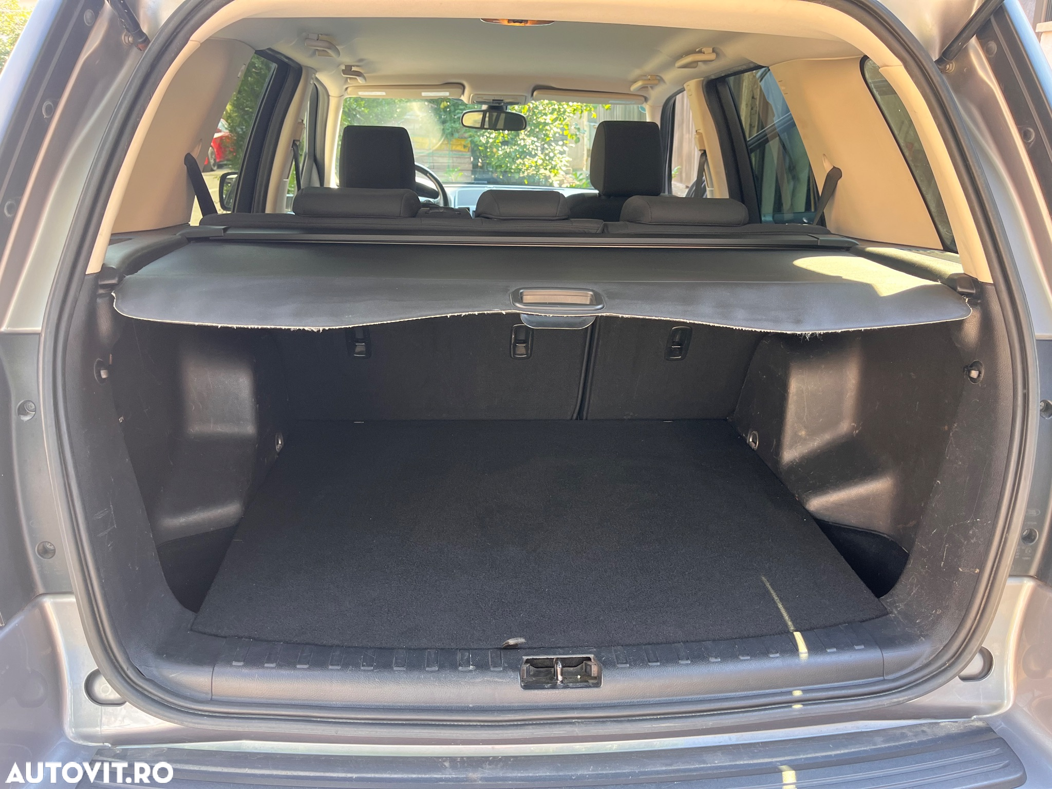 Land Rover Freelander - 24