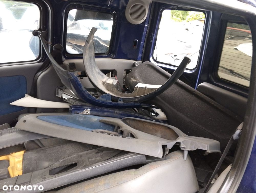 Opel Combo C (03-11r.) 1.3D 69KM. Silnik Y13DT Skrzynia M26 lakier 4DU. Cały na części GWARANCJA!!!!  Przód Tył Zestaw Komplet Drzwi Klapa Zderzak Błotnik Maska Grill Atrapa Szyba Pas Lampa Lusterko Boczki Fotel Kanapa Kokpit Deska Rozdzielcza Przełącznik Włącznik Sterownik Przewody Wiązka Instalacja Moduł Komputer Czujnik Listwa Pompa Alternator Wtryski Głowica Rozrusznik Kompresor Sprzęgło Dwumas Silnik Skrzynia ABS Klimatyzacji Paliwa Wspomagania Kolektor Turbina Przepustnica Zawór Chłodnica Koło Hak Belka Sanki Zawieszenie Mcpherson Półoś Amortyzator Wydech Tłumik Zacisk Most - 6