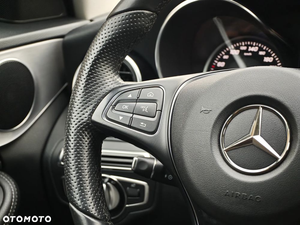 Mercedes-Benz Klasa C 200 7G-TRONIC Avantgarde - 39