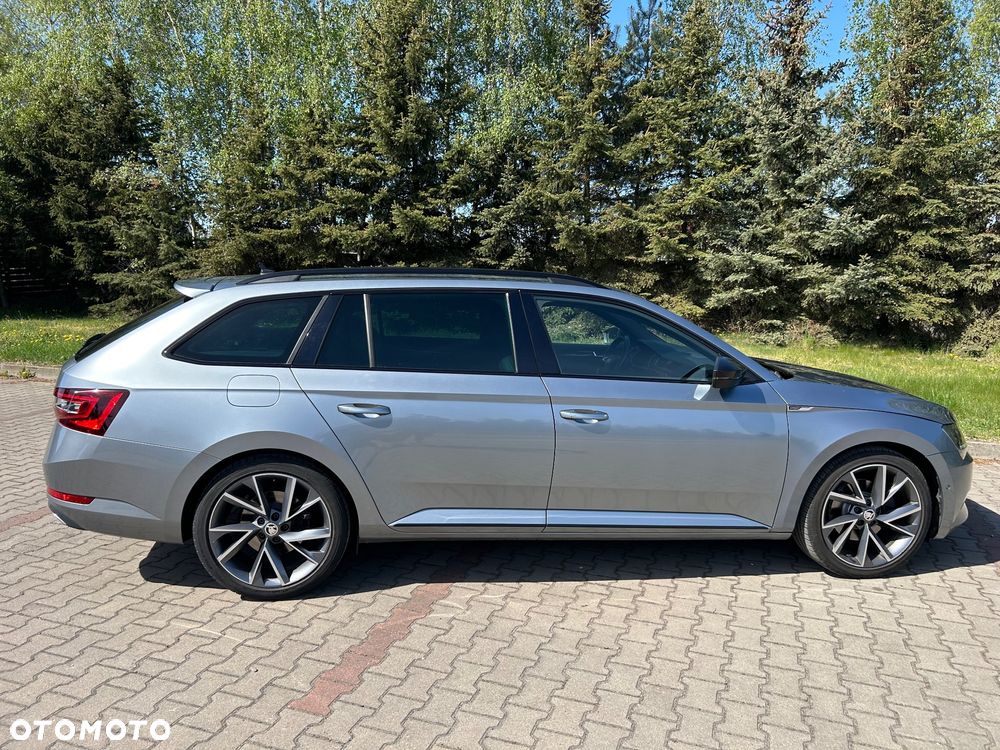 Skoda Superb 2.0 TDI DSG Sportline - 16