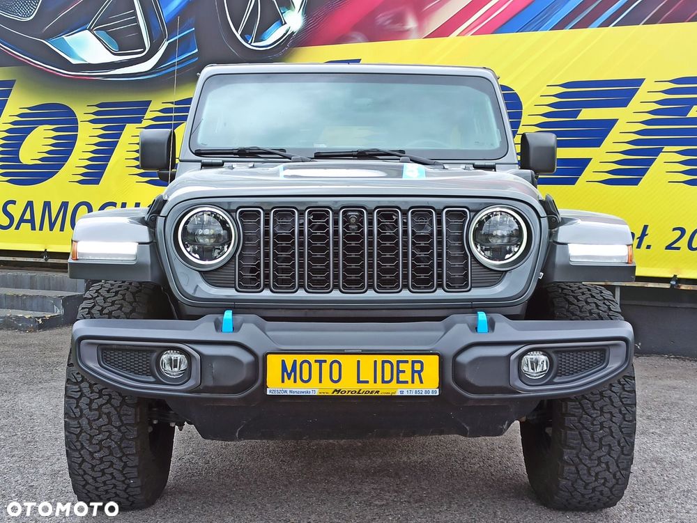 Jeep Wrangler - 2