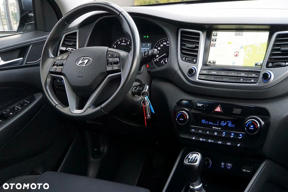 Hyundai Tucson blue 1.6 GDi 2WD Passion - 31