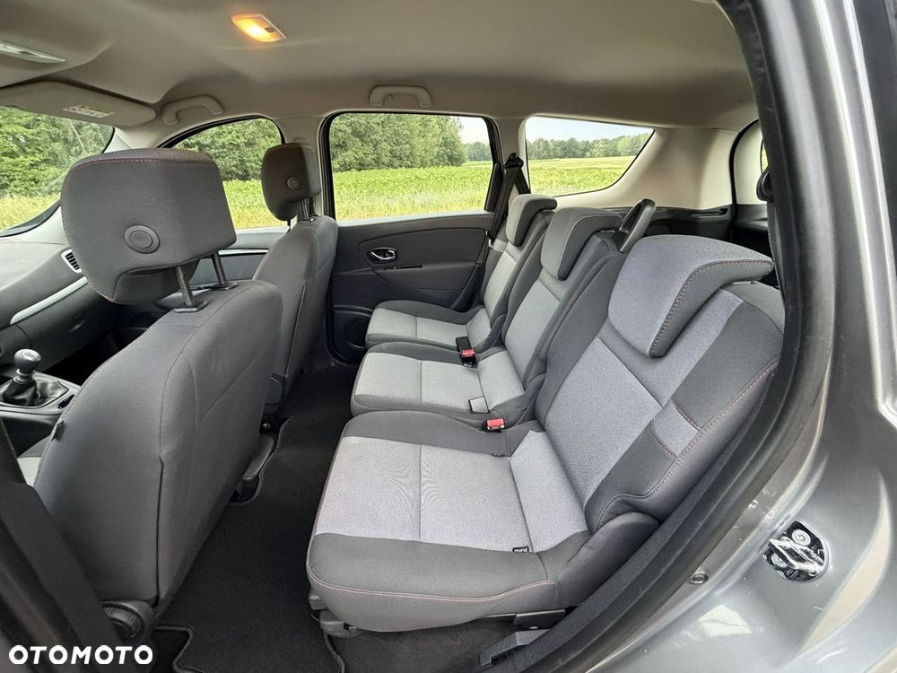 Renault Grand Scenic - 15