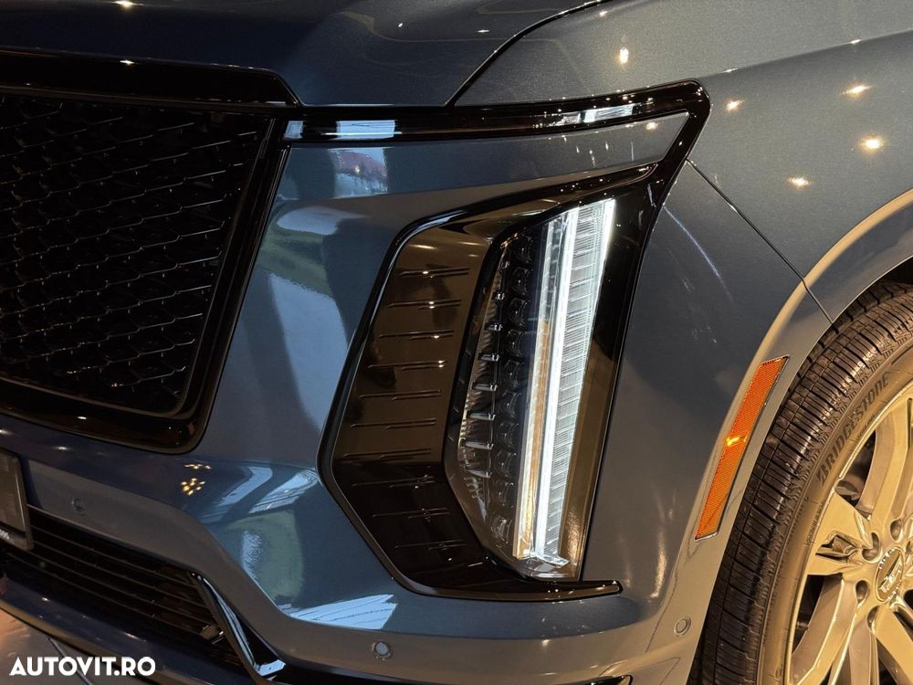 Cadillac Escalade - 12