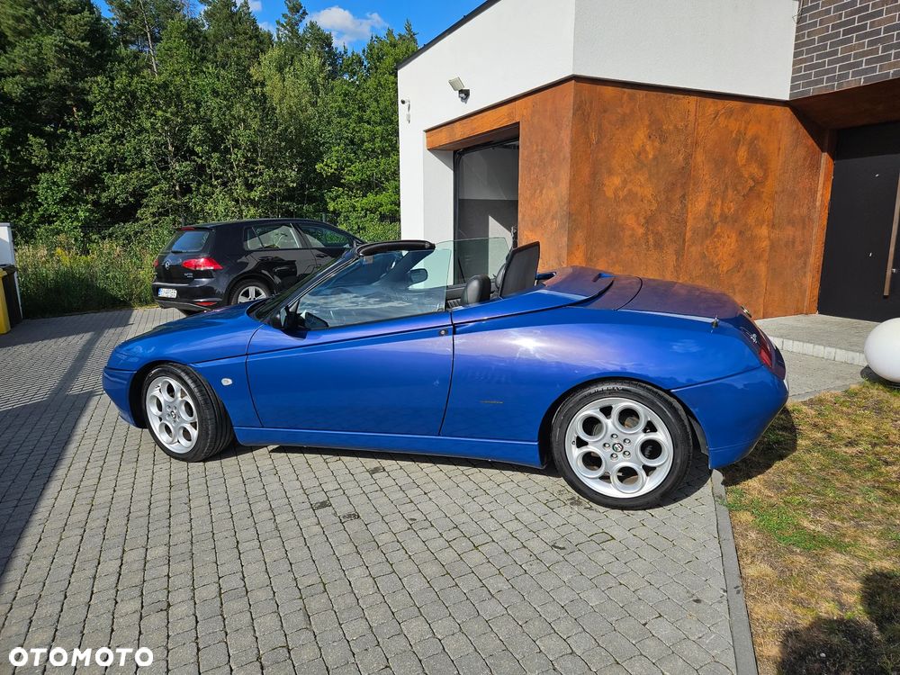 Alfa Romeo Spider - 8