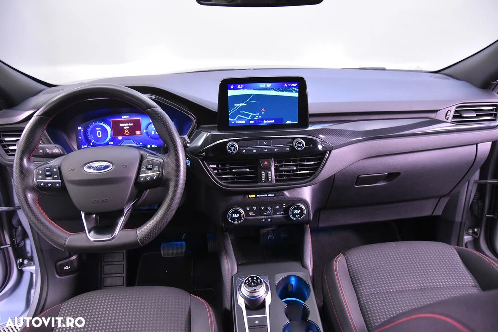 Ford Kuga - 9