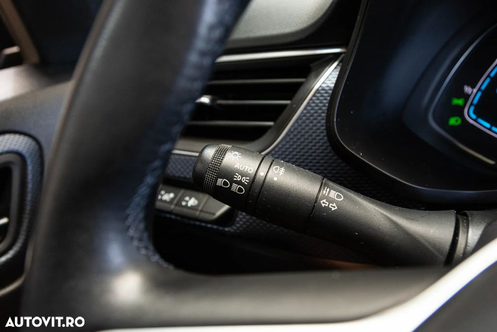 Renault Arkana E-TECH 145 Evolution - 22
