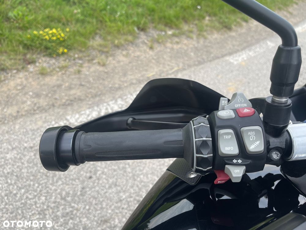 BMW XR - 15