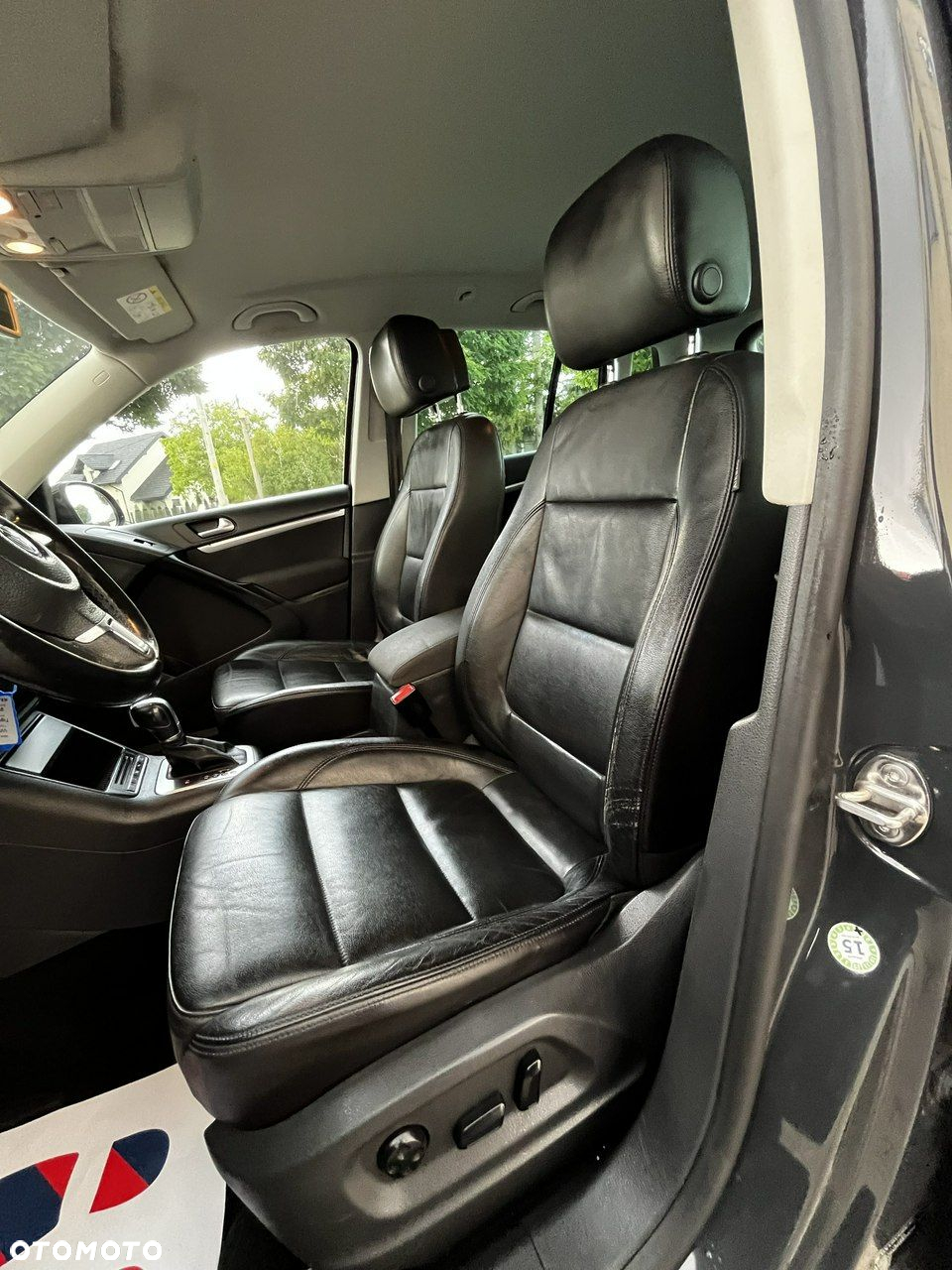 Volkswagen Tiguan - 11