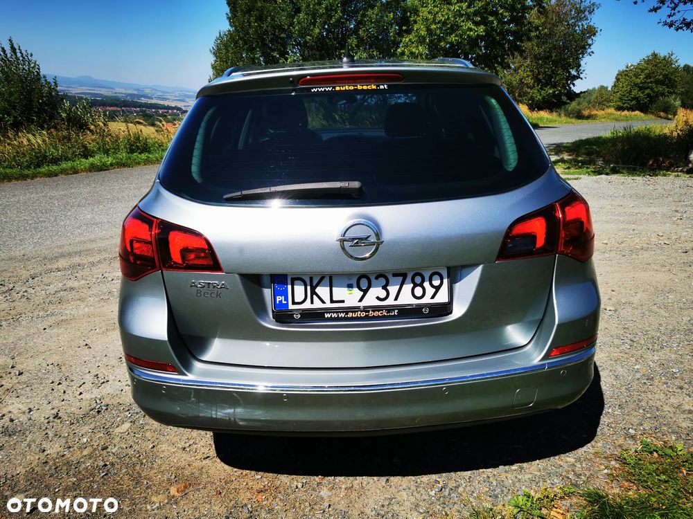 Opel Astra 1.4 Turbo - 10