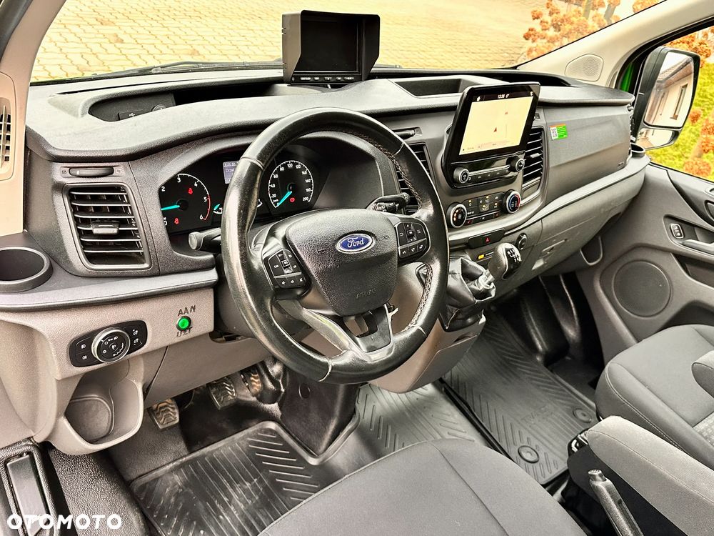 Ford TRANSIT CUSTOM - 3