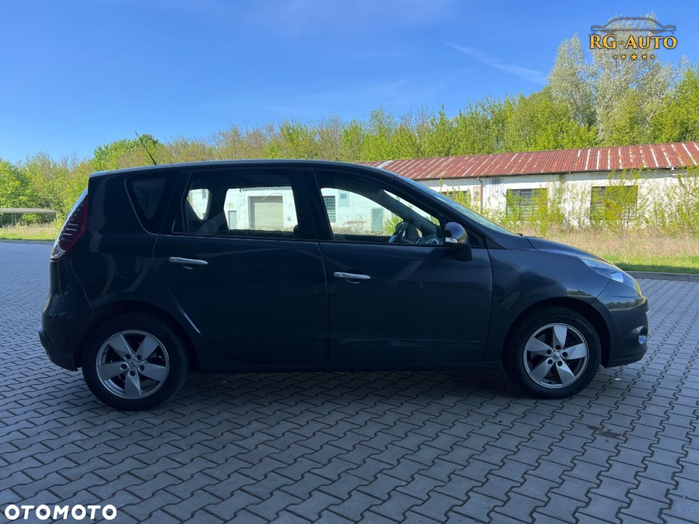 Renault Scenic - 8