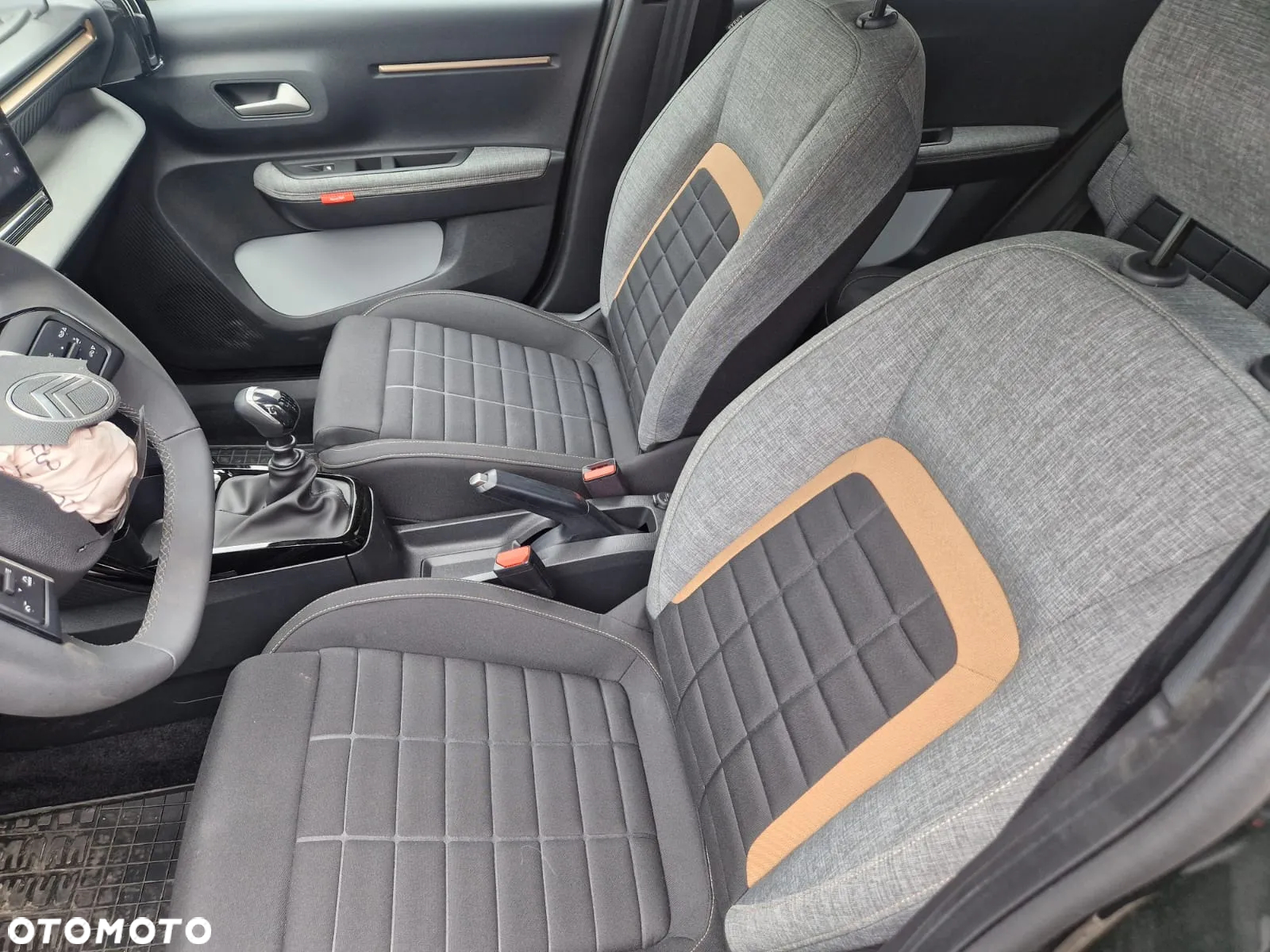 Citroën C3 Aircross 1.2 Turbo Plus S&S - 18