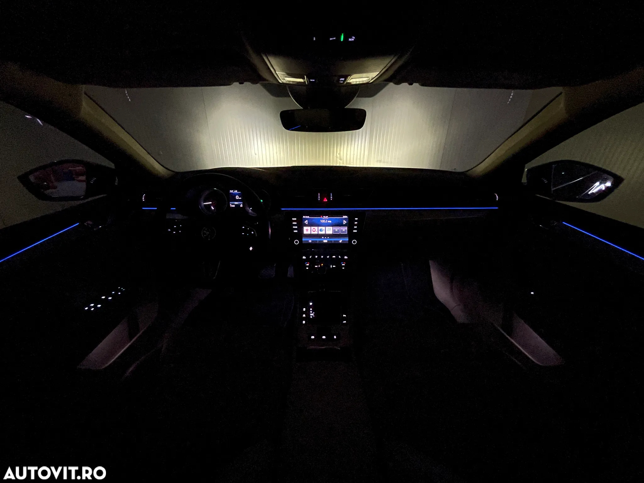 Skoda Superb 2.0 TDI DSG Style - 7