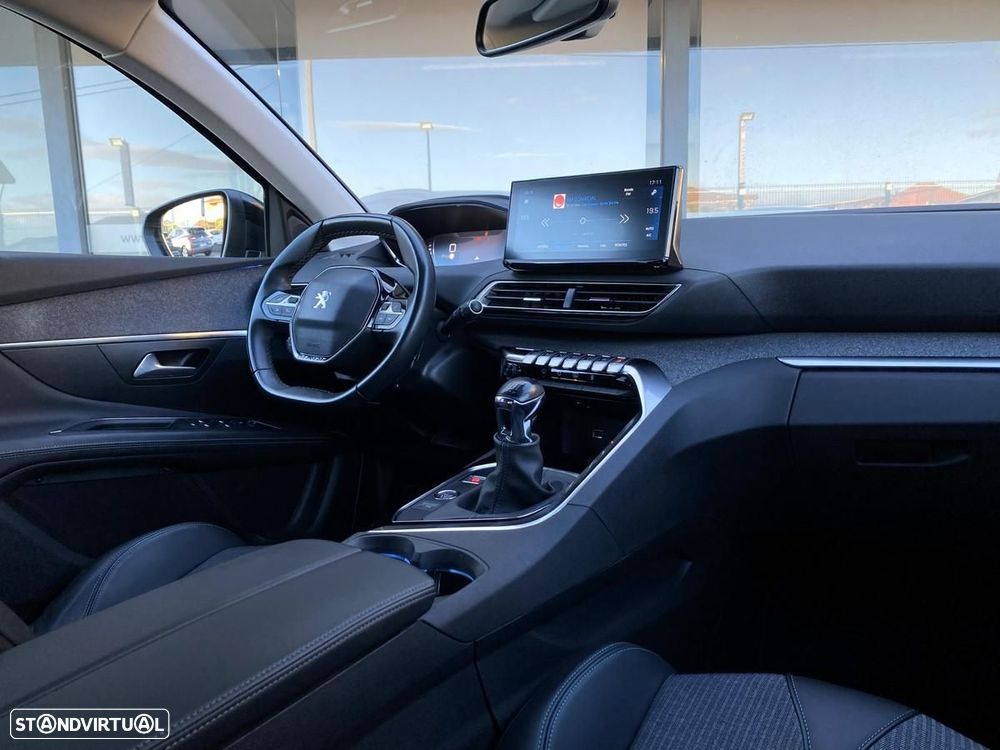 Peugeot 3008 1.5 BlueHDi Allure Pack - 17