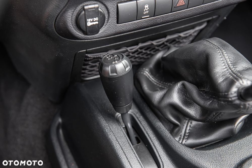Jeep Wrangler - 27