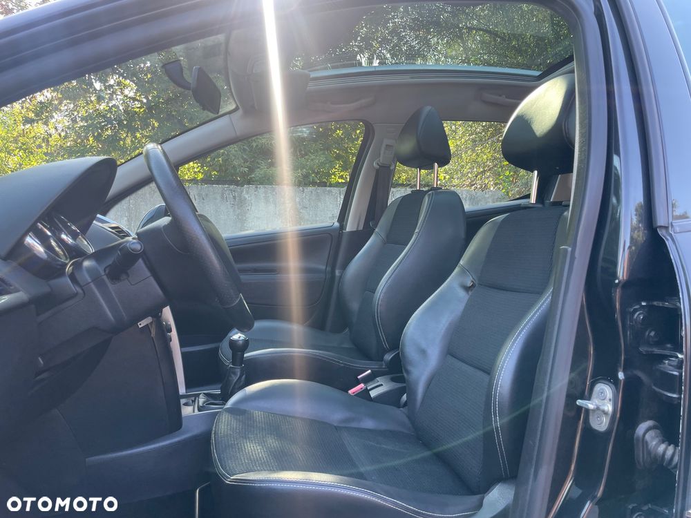 Peugeot 207 120 VTi Premium - 17