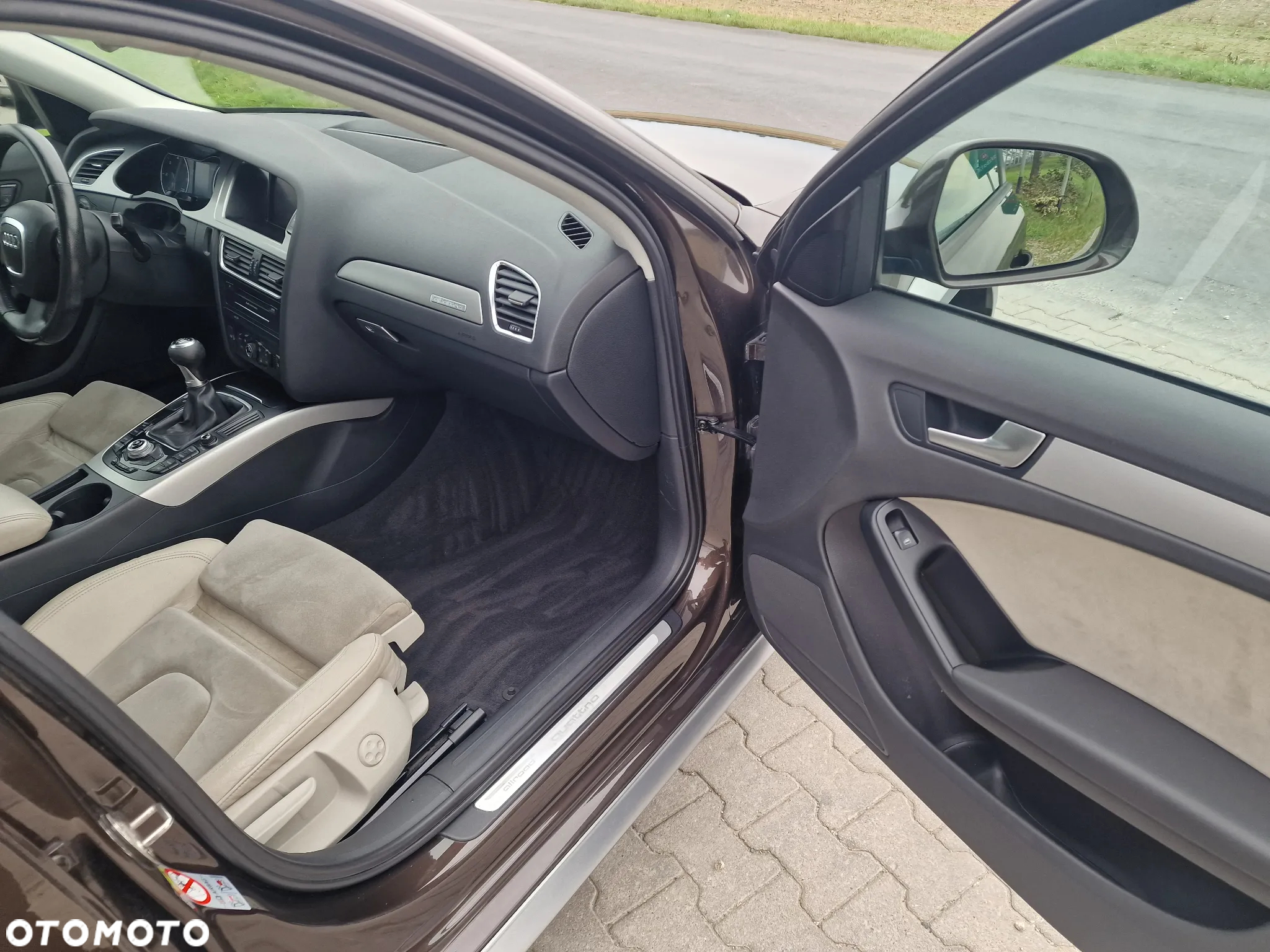 Audi A4 Allroad 2.0 TDI Quattro - 27