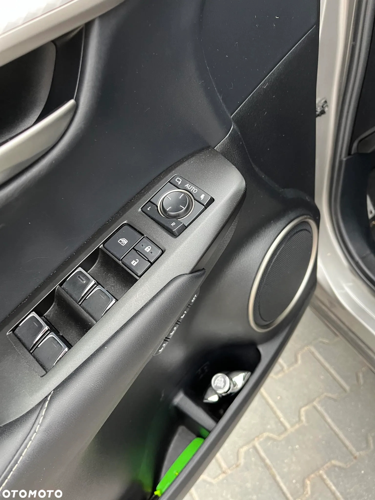 Lexus NX 300 AWD F SPORT - 23