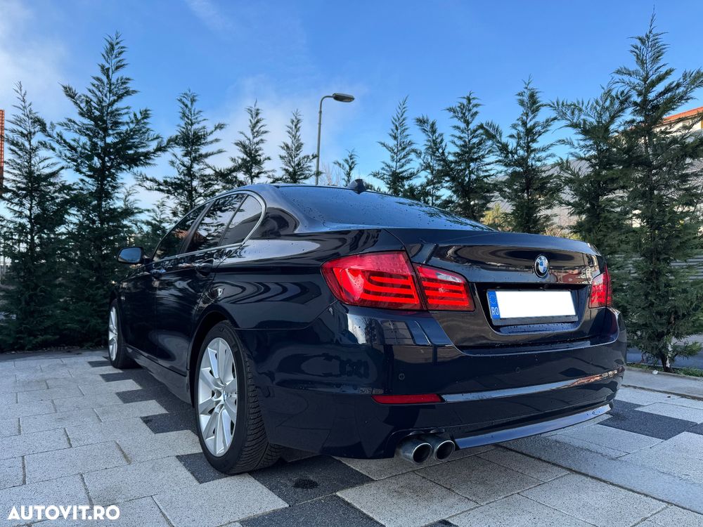 BMW Seria 5 525d xDrive AT - 8