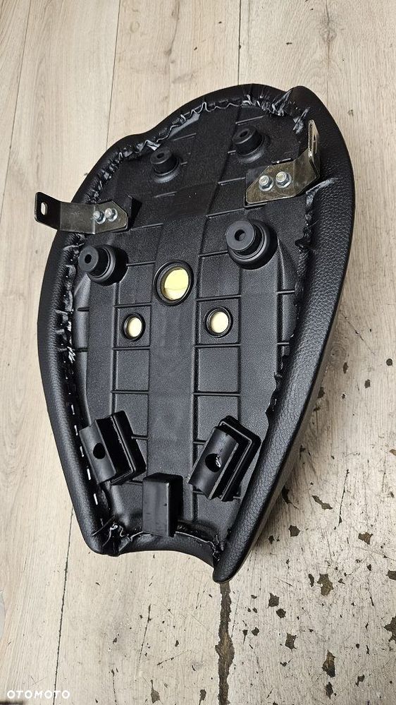 Siedzenie kierowcy Hyosung GV125S Aquila 2019-21r 45110HG7200 - 7