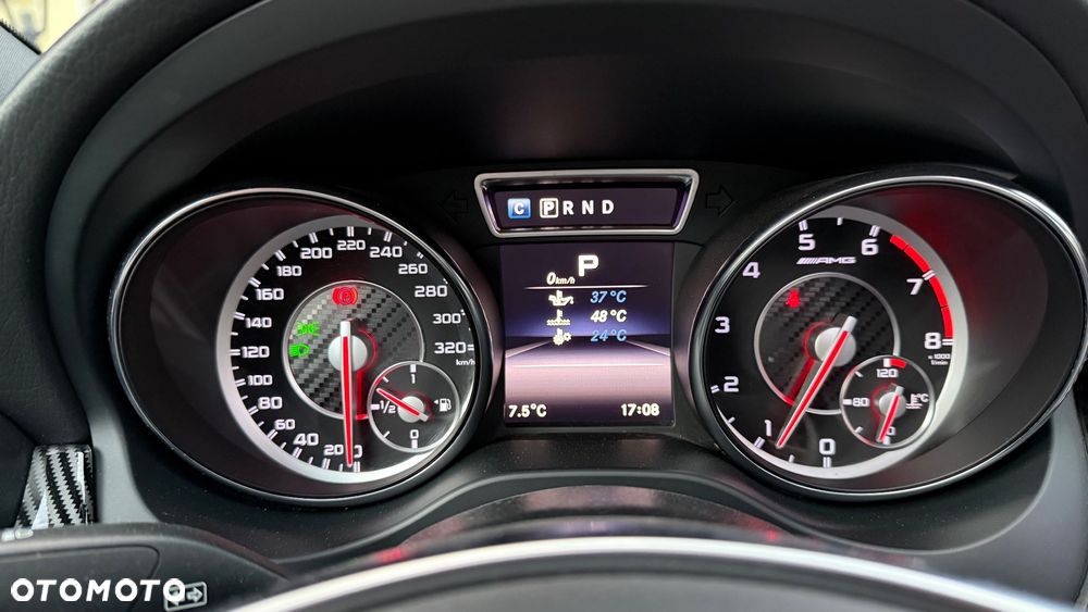 Mercedes-Benz CLA AMG 45 4Matic 7G-DCT - 21