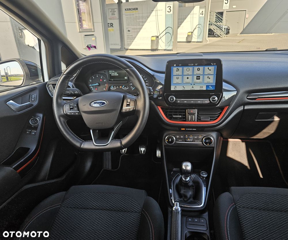 Ford Fiesta 1.0 EcoBoost S&S ST-LINE VIGNALE - 20