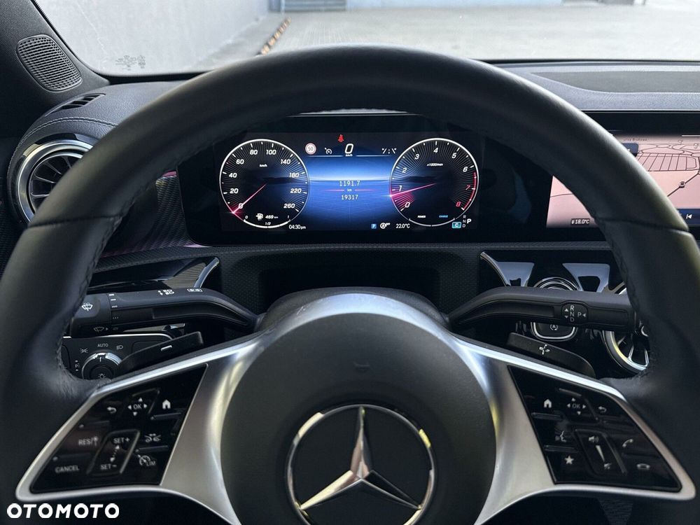 Mercedes-Benz CLA - 14