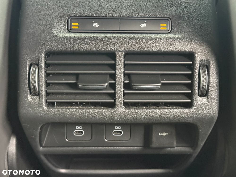 Land Rover Discovery Sport D200 Dynamic HSE - 17