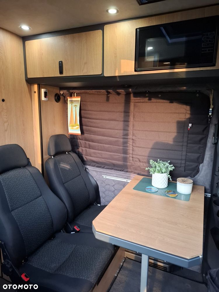 Mercedes-Benz SPRINTER - 7