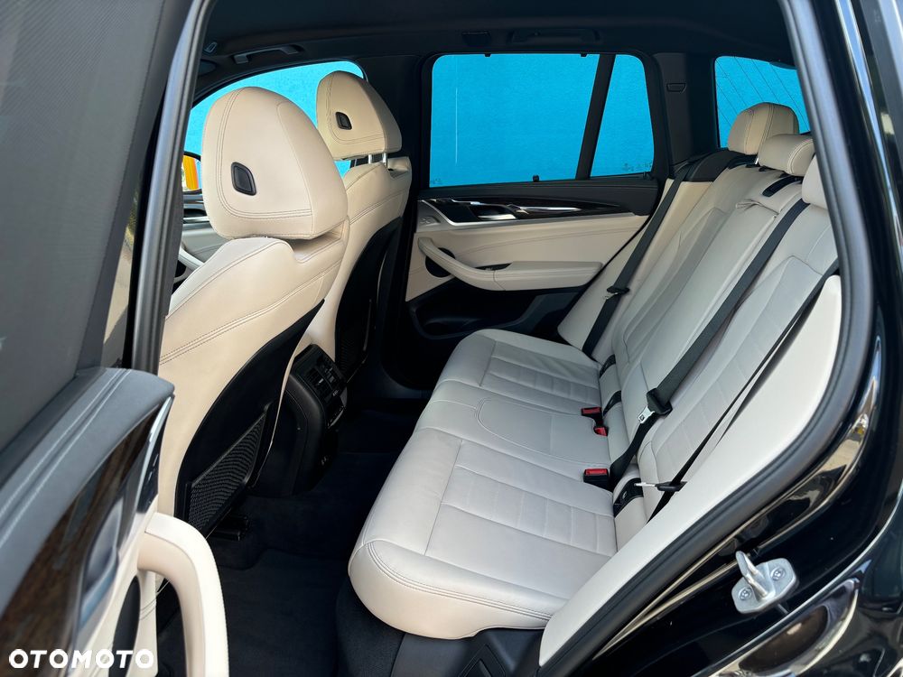 BMW X3 - 13