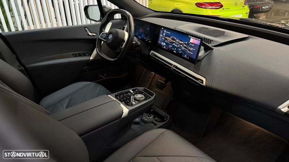 BMW iX xDrive 50 Pack Desportivo - 15
