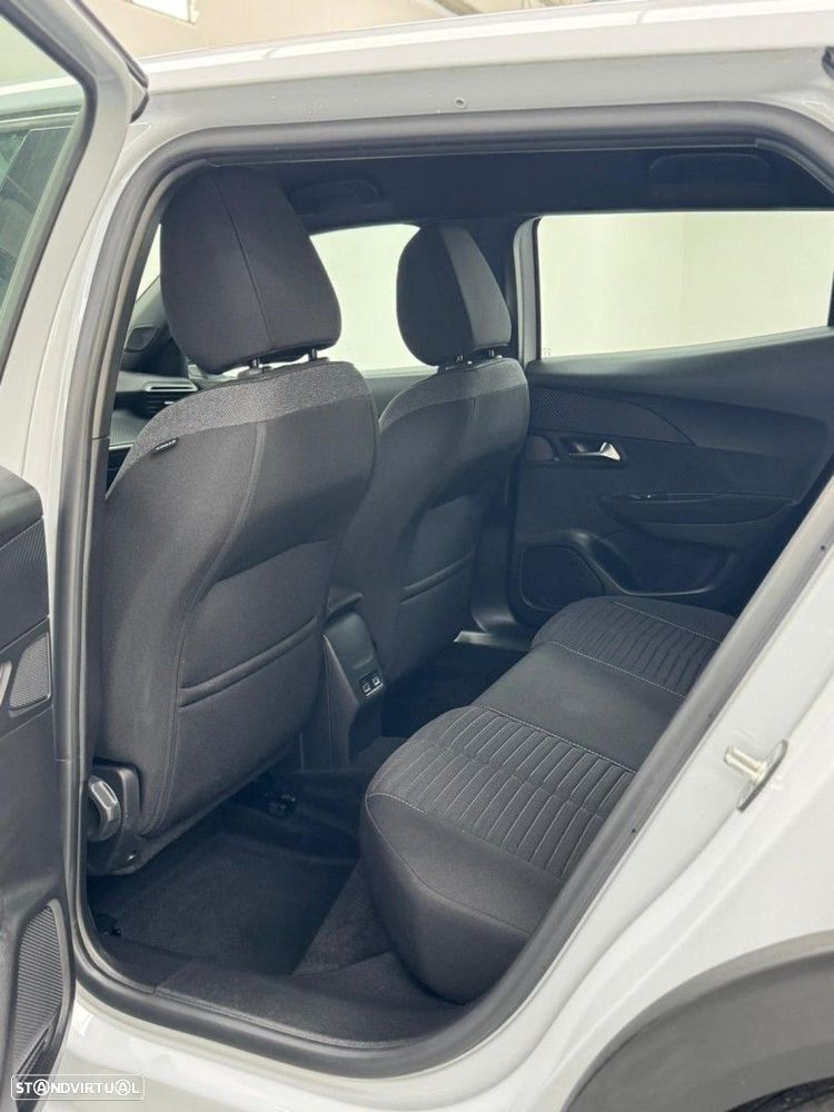 Peugeot e-2008 50 kWh Active Pack - 12