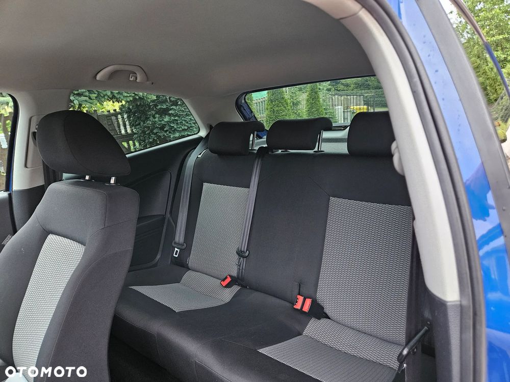 Volkswagen Polo - 7