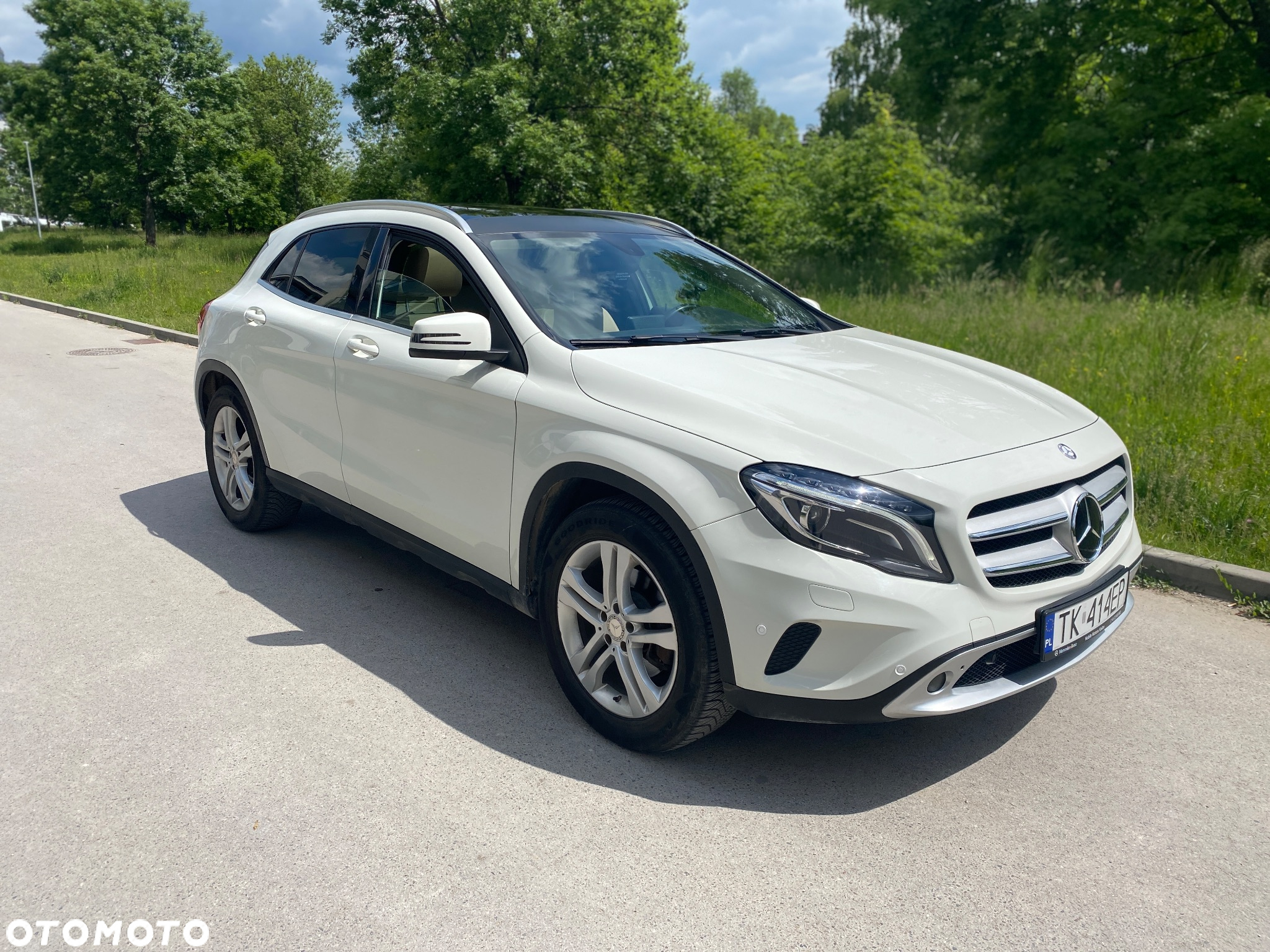 Mercedes-Benz GLA 250 4Matic 7G-DCT - 3