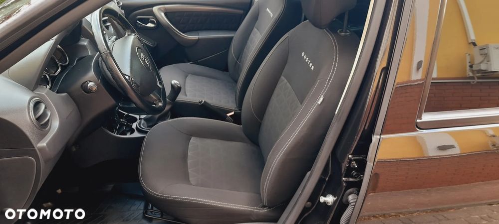 Dacia Duster 1.6 Laureate - 9
