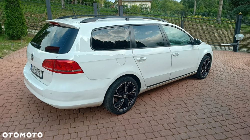 Volkswagen Passat 2.0 TDI Comfortline DSG - 10