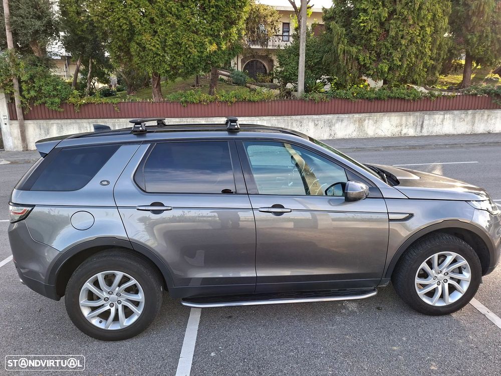 Land Rover Discovery Sport 2.0 TD4 HSE Luxury 7L Auto - 6
