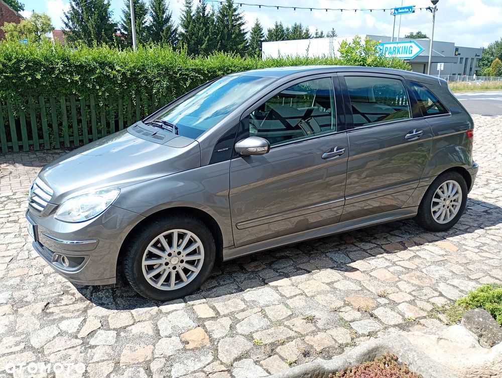 Mercedes-Benz Klasa B 150 Special Edition - 17