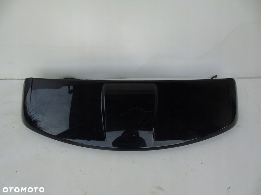 Range Rover spoiler klapy bagażnika - 1