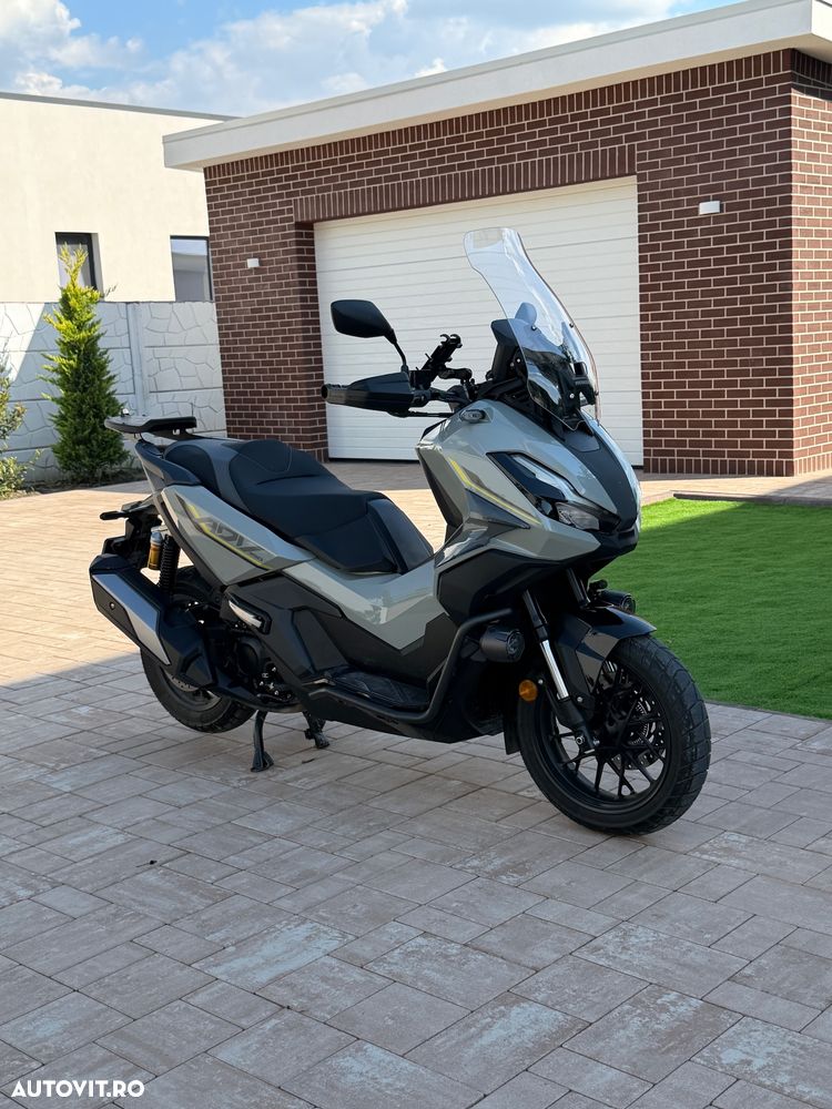 Honda ADV 350 - 5