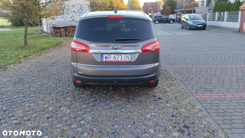Ford S-Max - 10