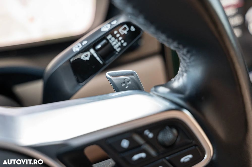 Porsche Cayenne Tiptronic S - 25