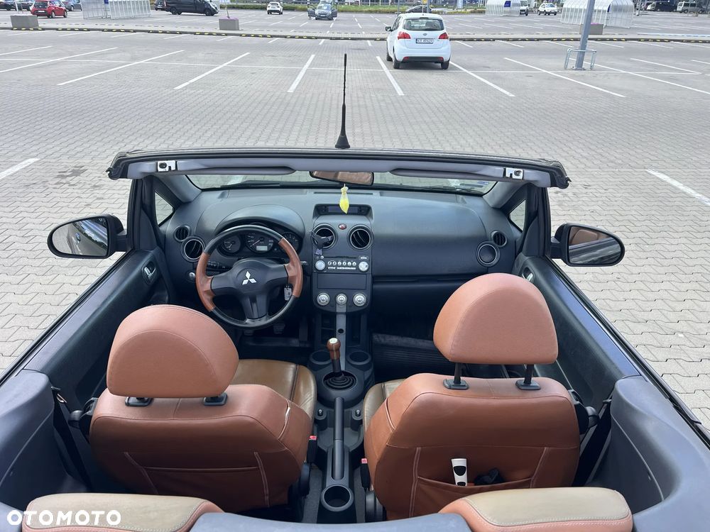 Mitsubishi Colt 1.5 - 6